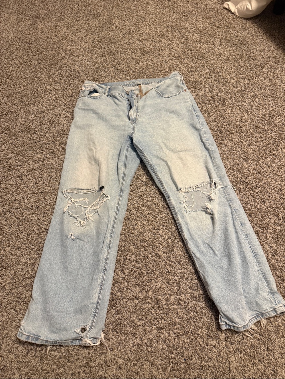 American Eagle Outfitters Light Blue Distressed Boyfriend Jeans